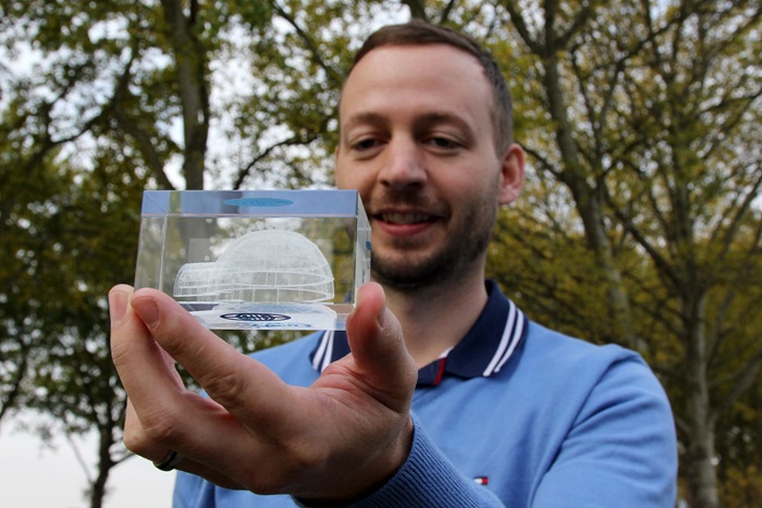 Senior researcher Kurt Engelbrecht, DTU Energy, with the Igloo that was part of the Best Paper Award from International Journal of Refrigeration